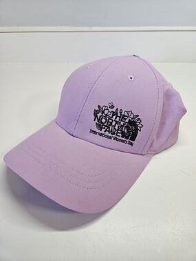NEW The North Face Horizon Women's Day Light Purple Ponytail Cap Hat TNF S/M